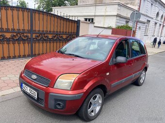 Ford Fusion 1.4 benzin 59 KW. Rok 2009. Najeto 168 tis.km - 2