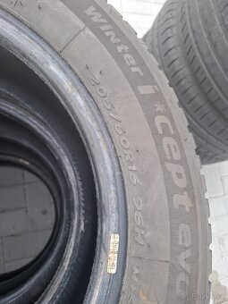Pneu 205/60 r16 - 2