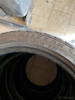 Zimní gumy 225/40 r18 Bridgestone - 2