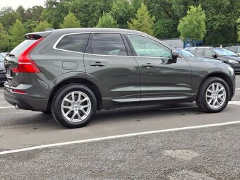 Volvo XC 60  B4 Momentum Pro 2WD rok 2021 - 2