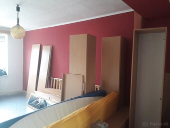 Ložnice komplet (skříně, postel, rošt, matrace) - 2