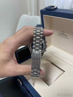 Omega Speedmaster Snoopy 50 Anniversary - 2