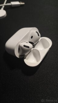Apple watch se 2023 a airpods 4 - 2