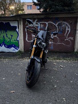 Yamaha MT 09 - 2