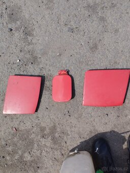 Mitsubishi eclipse - kryt světel , kryt nadrze, relé palivov - 2