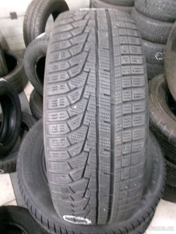 225/60 R17 HANKOOK (cca 5mm) č.14981/d2 - 2