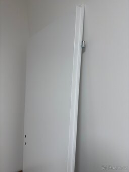 Levé vnitřní dveře 75cm, drobná vada - 2