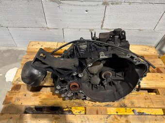 Manuální převodovka Volvo XC90 D5 AWD 2009 M66 36001348 - 2