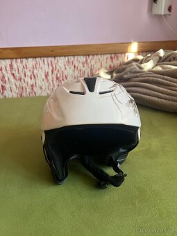 Lyžařská helma Uvex - 2