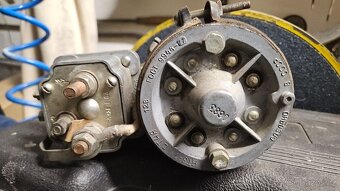 Startér Moskvič 407 - 408 - 2