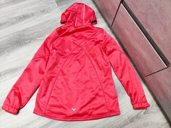 Červená softshelová bunda - 2