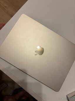 MacBook Air 13,6” - 2