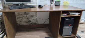 PC stůl s velkou pracovní plochou - 2