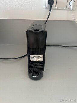 Prodam Kavovar na kapsle Nespresso Krups - 2