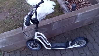 Dětská koloběžka - 2