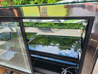 Chladicí vitrína - 2