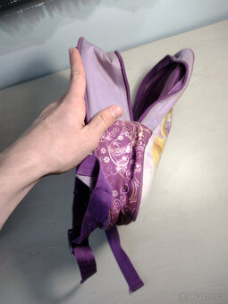 Fialový batůžek s princeznou - 2