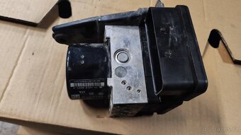 Superb 2 esp jednotka 1K0907379AE - 2