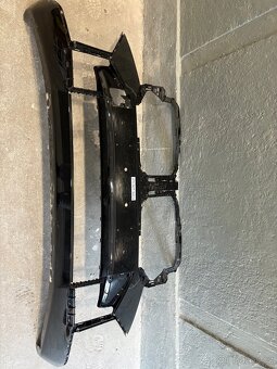 BMW XM G09 - střední část předního nárazníku - 2