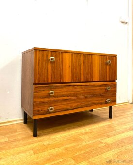 Retro komoda Interiér 60. léta - 2