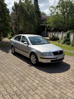 Škoda Octavia II - 2