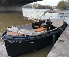 Motorový člun Corsiva 650 Tender - 2