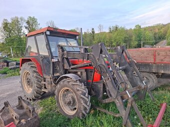 Zetor 7045 s čelním nakladačem - 2