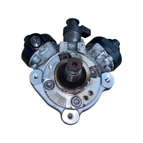 Vstřikovací čerpadlo 059130755AH 3.0TDI 176KW AUDI A4 B8 8 - - 2