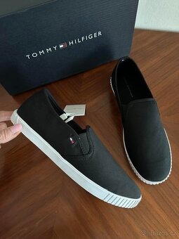 Tommy hilfiger - 2