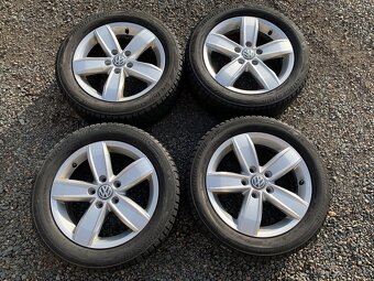 Alu orig zimní sada VW Corvara 5x112 6J ET48 205/55 R16 - 2