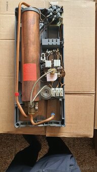 Průtokový ohřívač vody Stiebel Eltron 18 kW - 2