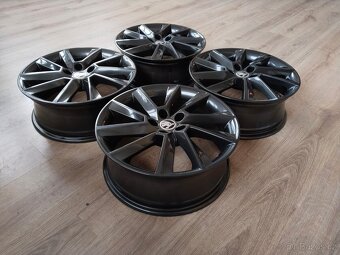 Alu kola 5x100 R17 STRATOS - Škoda Scala, Kamiq - 2