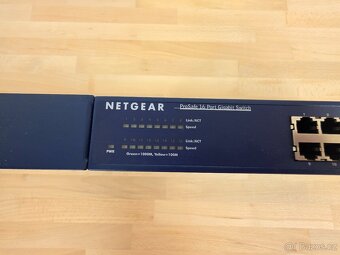 Switch NETGEAR JG5516 – 16portový Gigabitový switch - 2