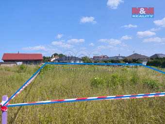 Prodej pozemku k bydlení, 966 m², Hořín - 2