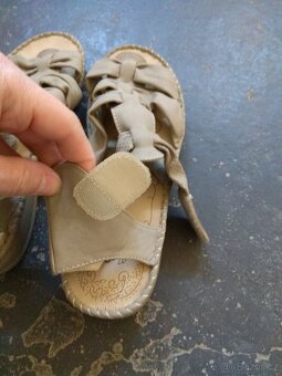 Kvalitní dámské kožené sandály - č. 40, 25,5 cm - 2