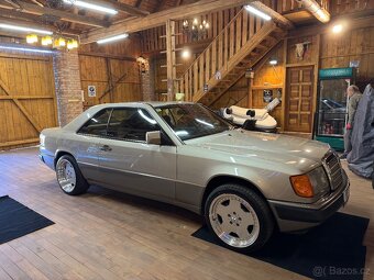 Mercedes Benz w124 coupe 300 ce - 2