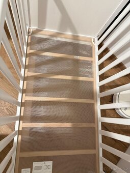 Dětská postýlka IKEA SUNDVIK + matrace (kokos, 60×120 cm) - 2