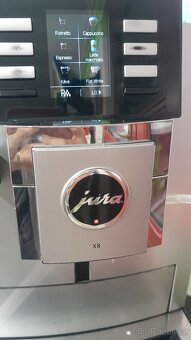 Kávovar Jura X8 - 2