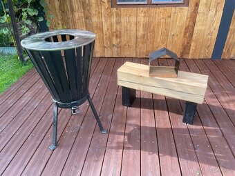 Zahradní gril s Lavičkou a Ptačí budka. - 2