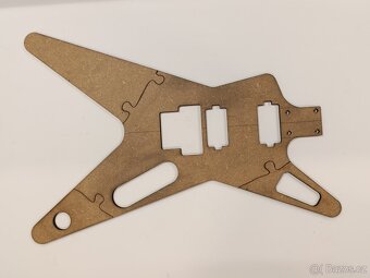 Šablony pro výrobu kytary - 2