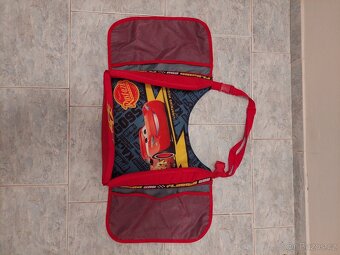 stolek do auta cars- cestovní stolek - 2