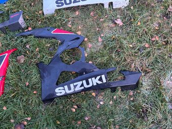 Prodam plasty na Suzuki Gsxr 1000 05-06 - 2