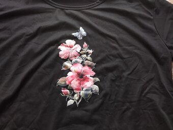 Dámské triko s potiskem - 2