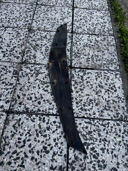 Yamaha majesty 250 - levý gumový nášlap - 2