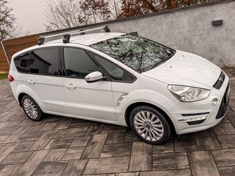 Ford S-MAX 1.6 (118 kW) – 7 míst, servisované - 2