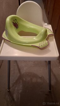 Jidelní židlička - 2