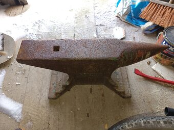 Kovadlina, nářadí, plynová výheň - 2