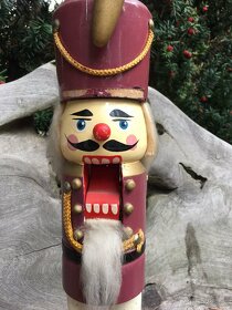 Louskáček - vojáček starožitný - 2