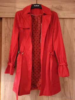 Jarní kabátek vel 38 - 2