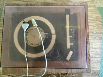 zesilovač Tesla - 2